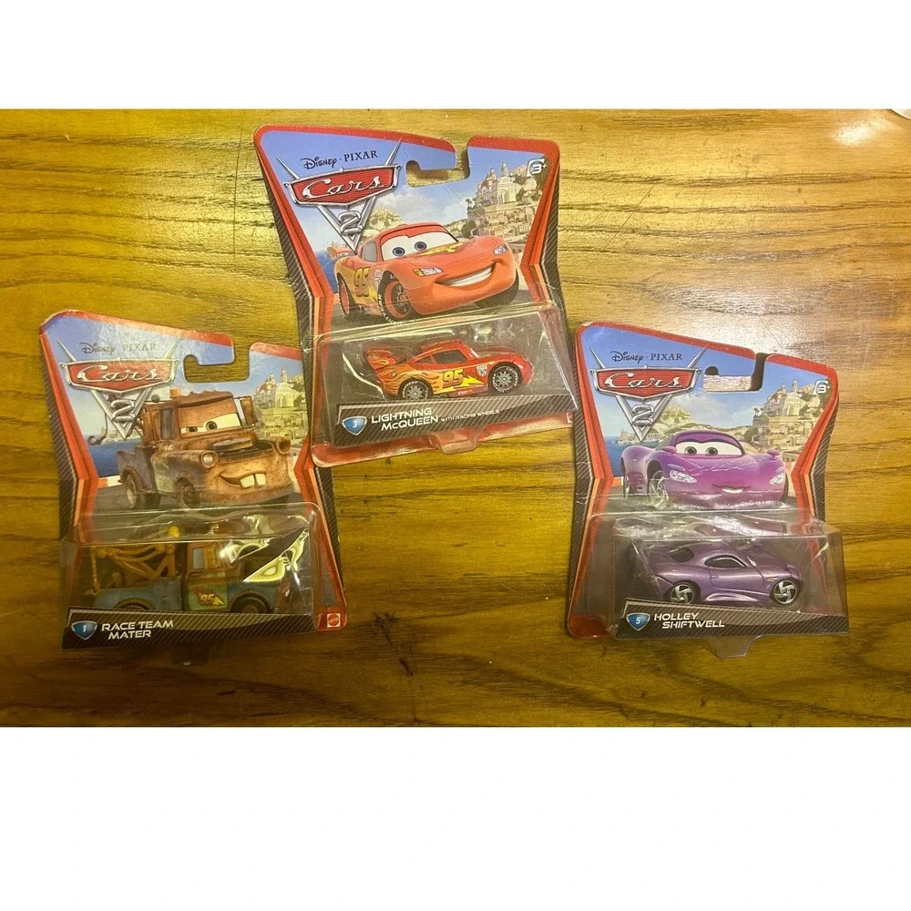 Disney‎ Pixar Cars 2 Mattel Diecast Lot of 3 McQueen Mater Holley 2010 racing